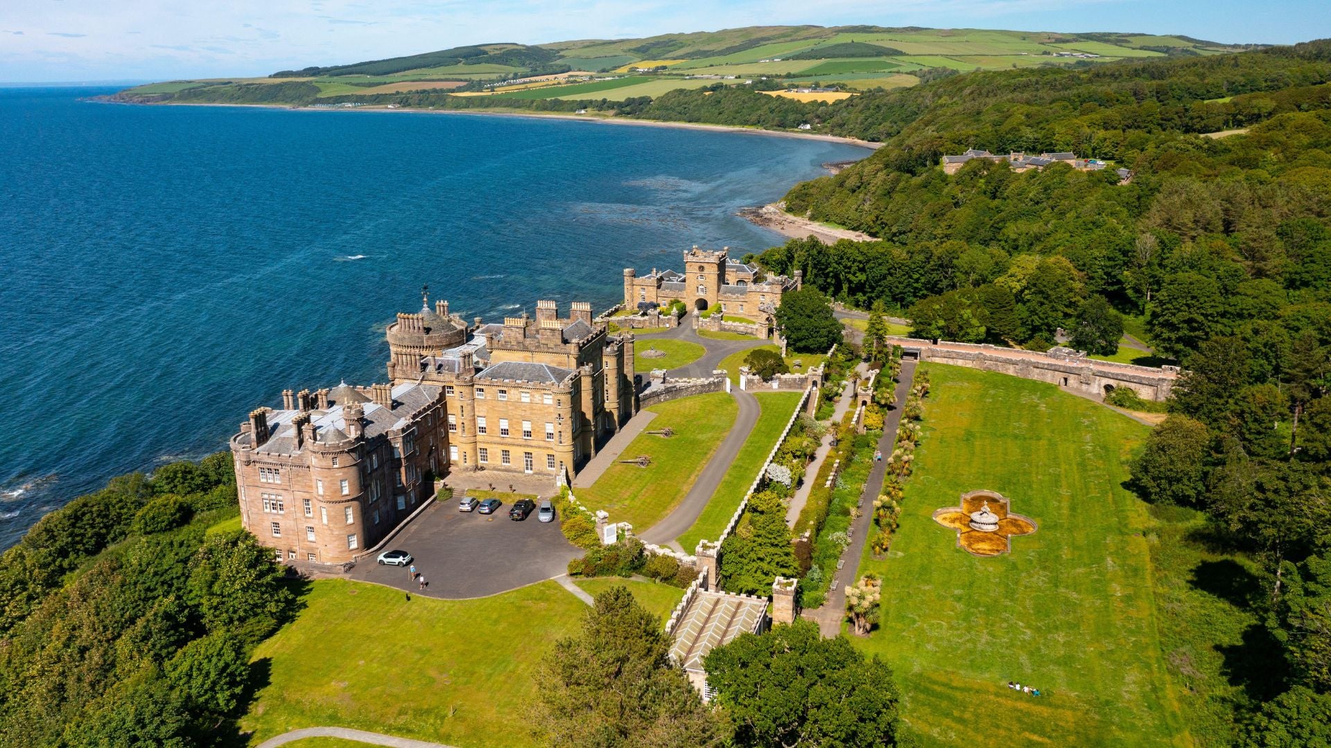 L-Plan Layout with Aerial view  of Culzean Castle