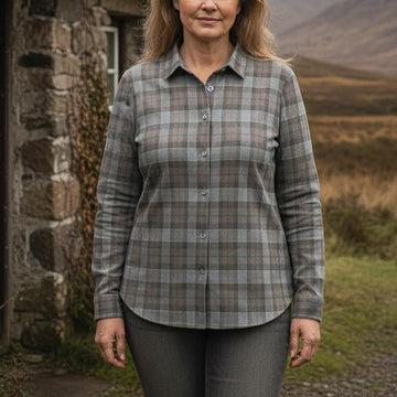 Tartan Women's Casual Shirt - Tartanvibesclothing