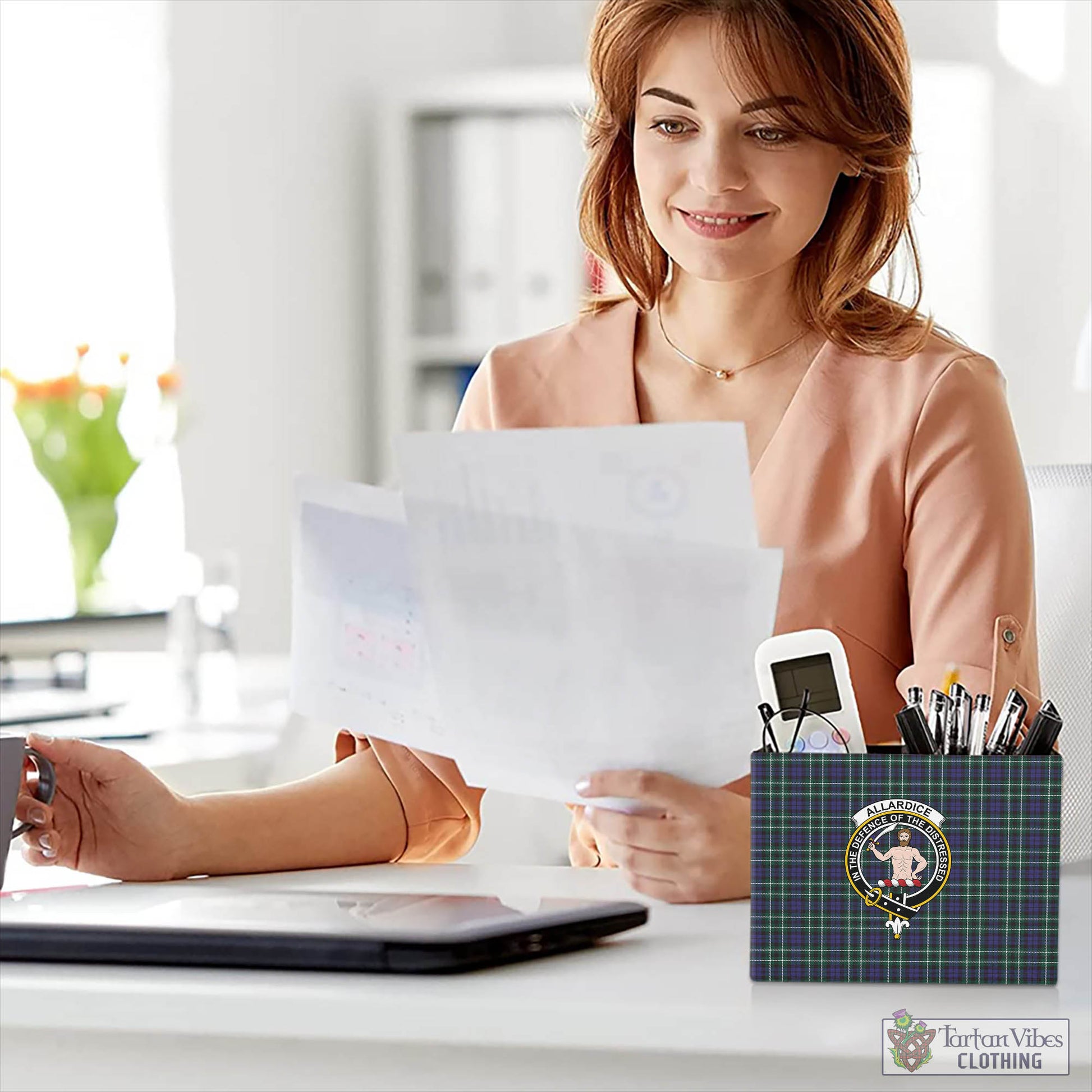 Tartan Vibes Clothing Allardice Tartan Pen Holder with Family Crest