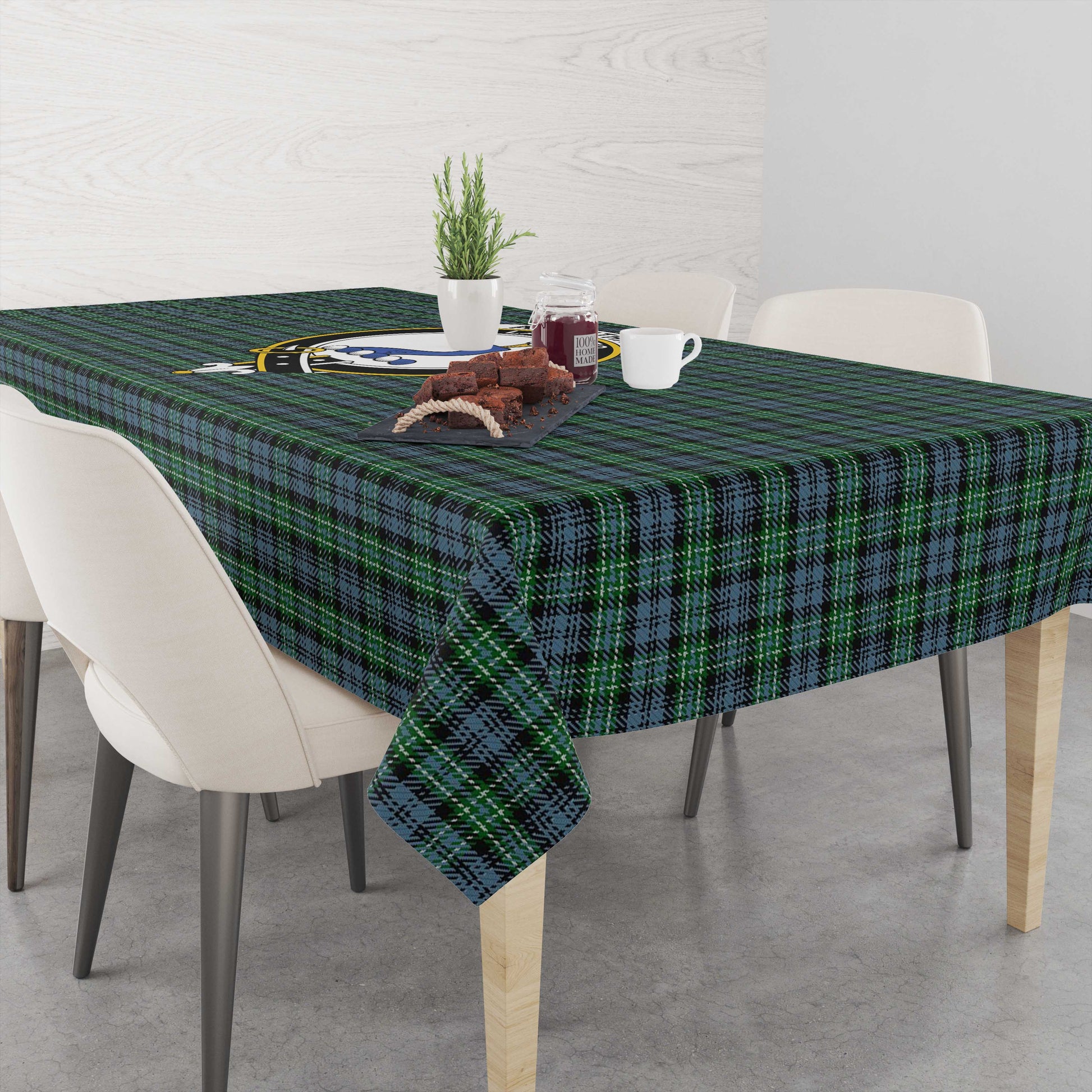 Arbuthnot Tatan Tablecloth with Family Crest - Tartanvibesclothing