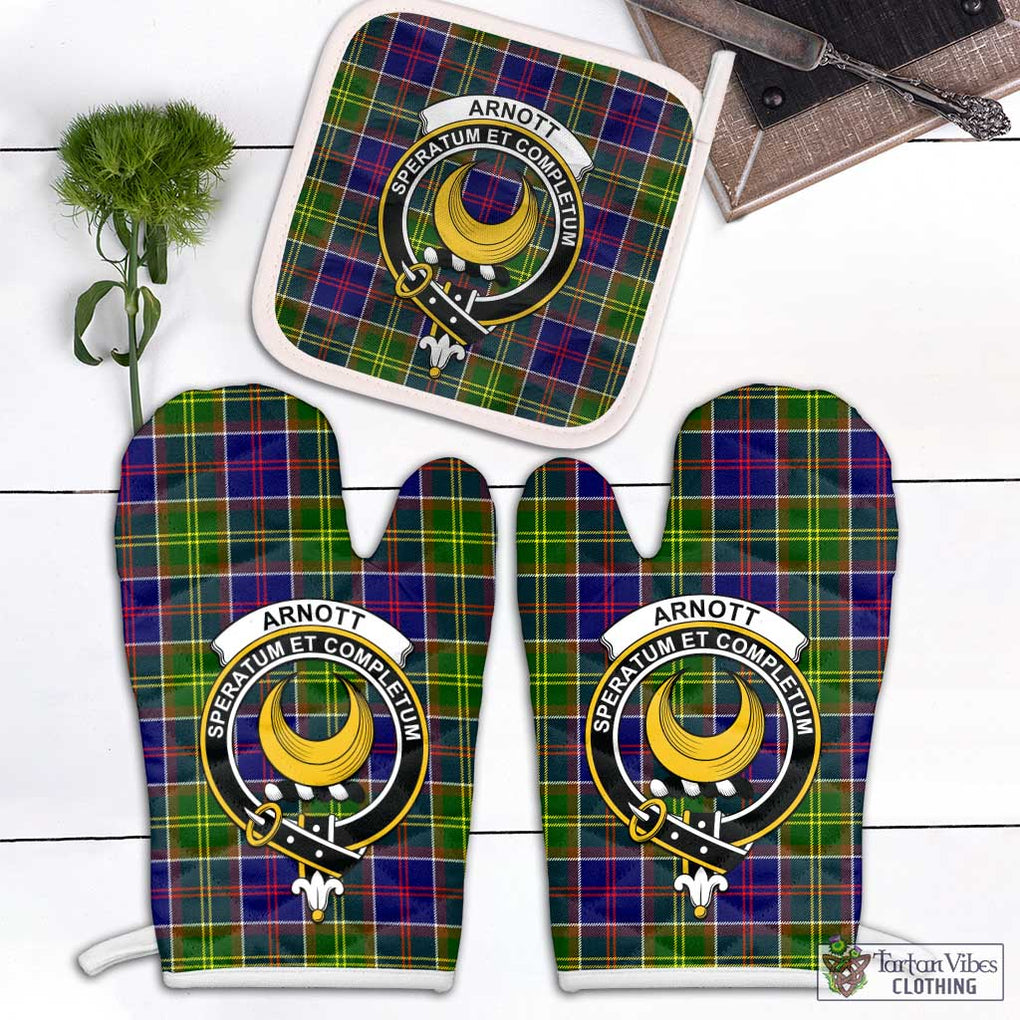 Arnott Tartan Combo Oven Mitt & Pot-Holder with Family Crest Combo 2 Oven Mitt & 1 Pot-Holder Black - Tartan Vibes Clothing