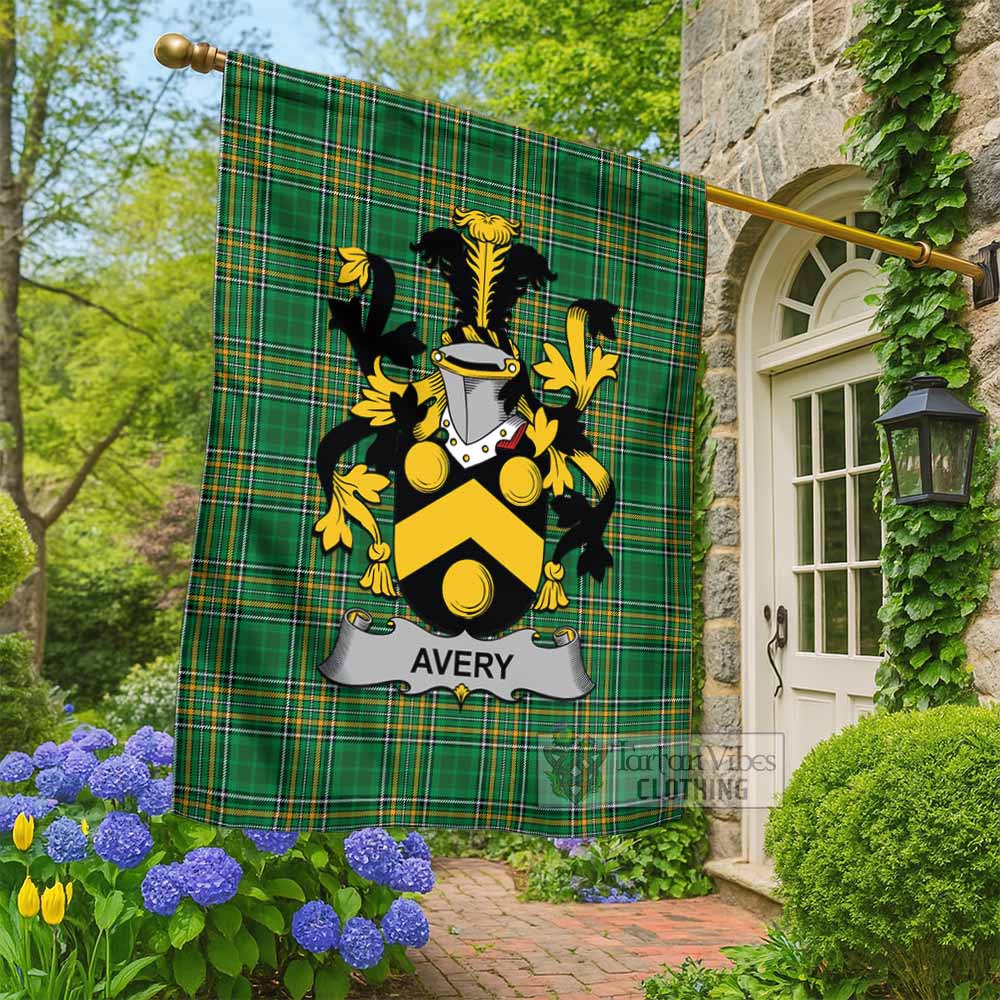 Avery Irish Clan Tartan Flag with Coat of Arms