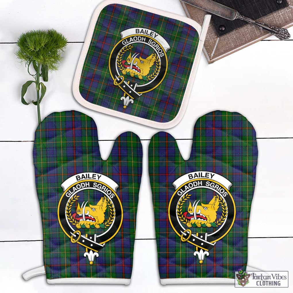 Bailey Tartan Combo Oven Mitt & Pot-Holder with Family Crest Combo 2 Oven Mitt & 1 Pot-Holder Black - Tartan Vibes Clothing