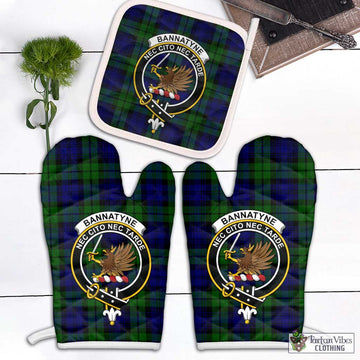 Bannatyne Tartan Combo Oven Mitt & Pot-Holder with Family Crest Combo 1 Oven Mitt & 1 Pot-Holder White - Tartan Vibes Clothing