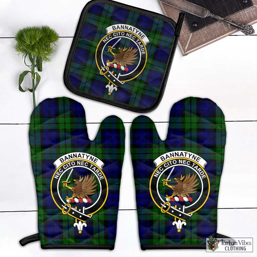 Bannatyne Tartan Combo Oven Mitt & Pot-Holder with Family Crest Combo 1 Oven Mitt & 1 Pot-Holder Black - Tartan Vibes Clothing