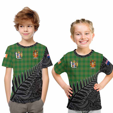 Bateman Irish Clan Tartan Kid T-Shirt with Coat of Arms New Zealand Silver Fern Half Style Youth XL Size14 - Tartan Vibes Clothing