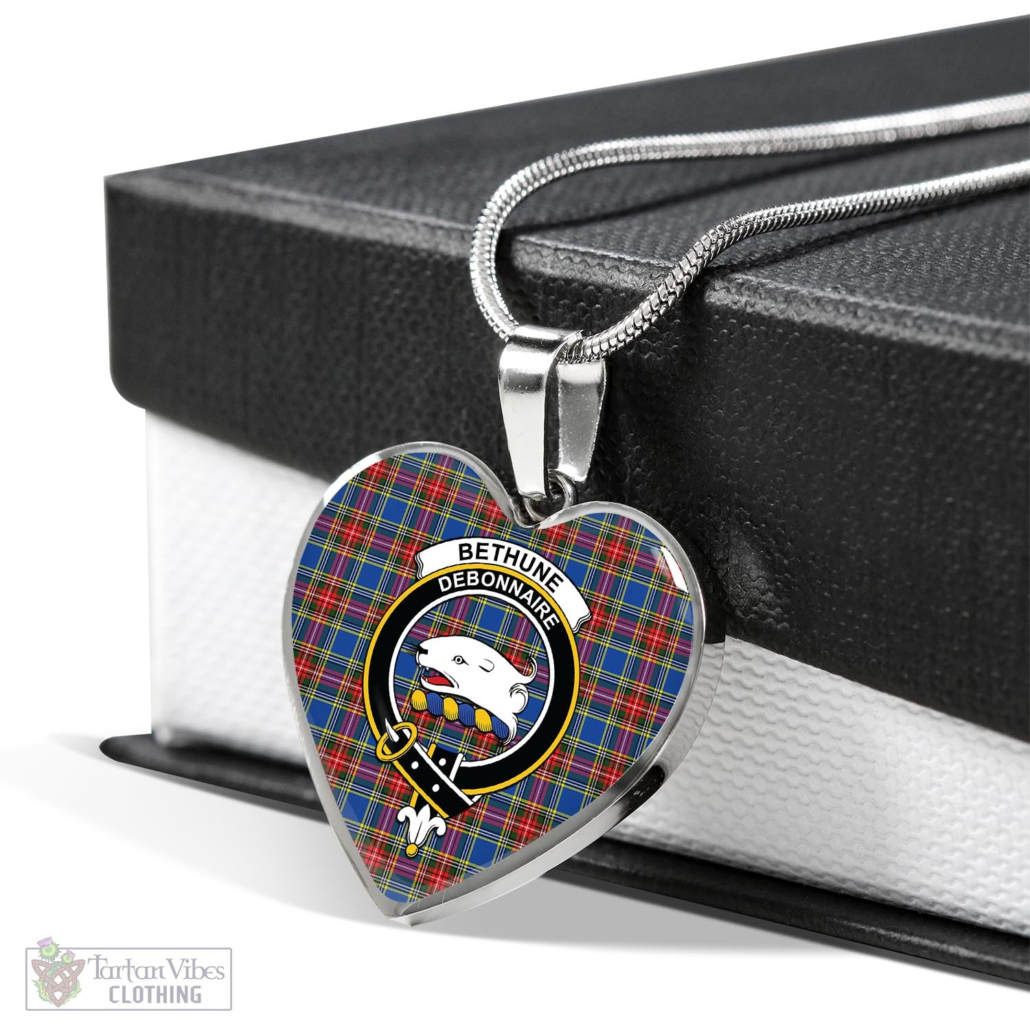 Tartan Vibes Clothing Bethune Tartan Heart Necklace with Family Crest