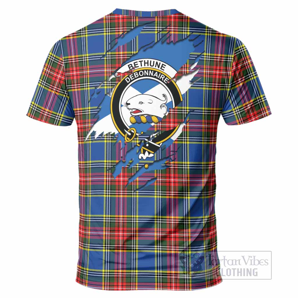 Bethune Clan Crest In Me Tartan T-Shirt Scotland Flag Style