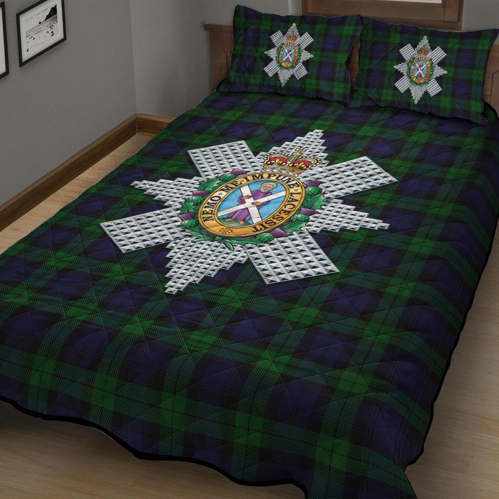 Black Watch Tartan Quilt Bed Set with Family Crest - Tartan Vibes Clothing