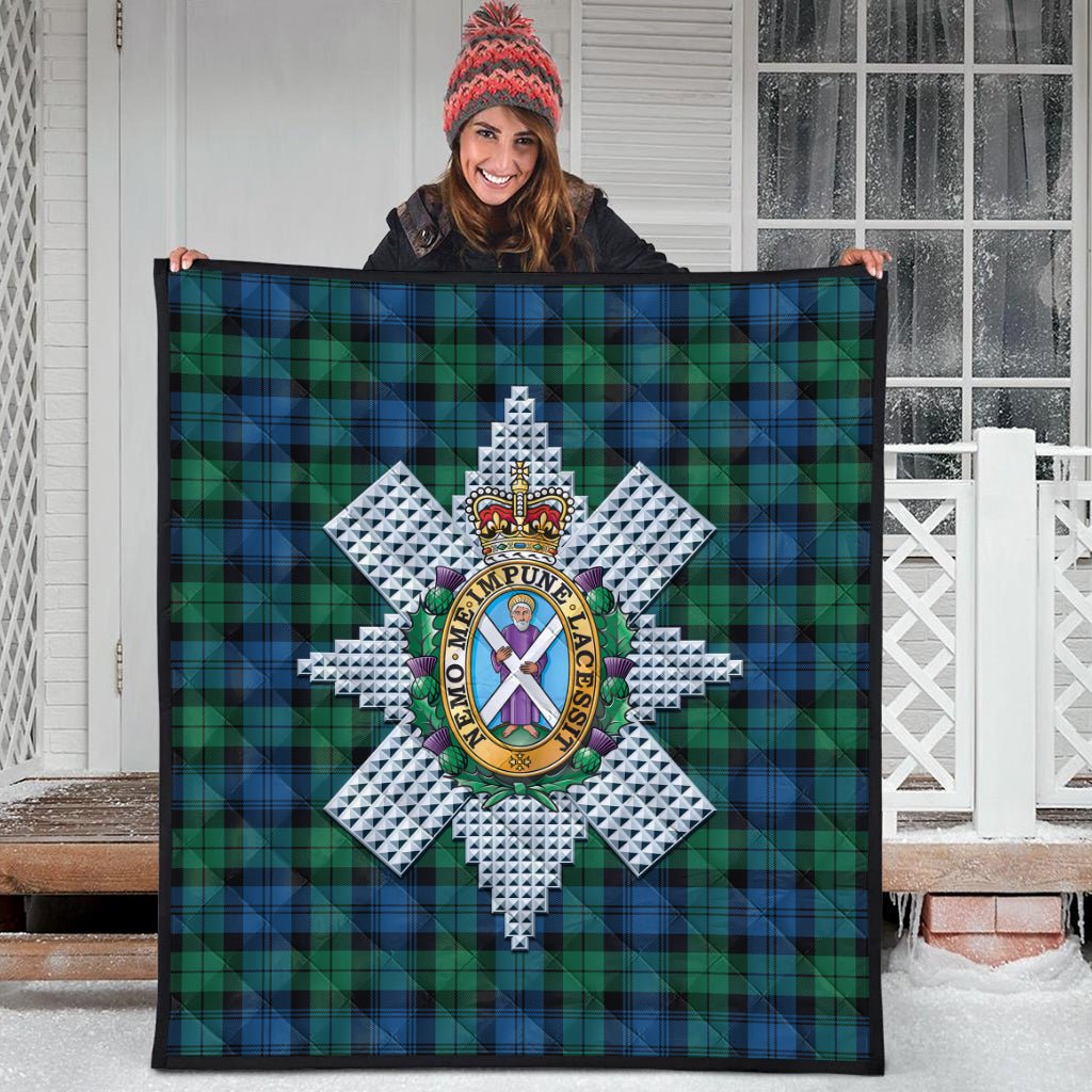 Black Watch Ancient Tartan Quilt with Family Crest - Tartanvibesclothing