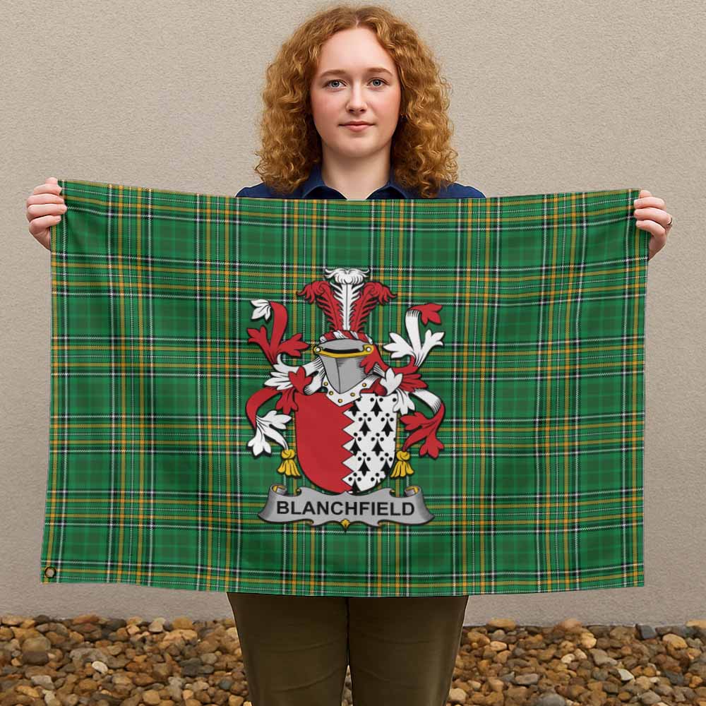 Tartan Vibes Clothing Blanchfield Irish Clan Tartan House Flag with Coat of Arms