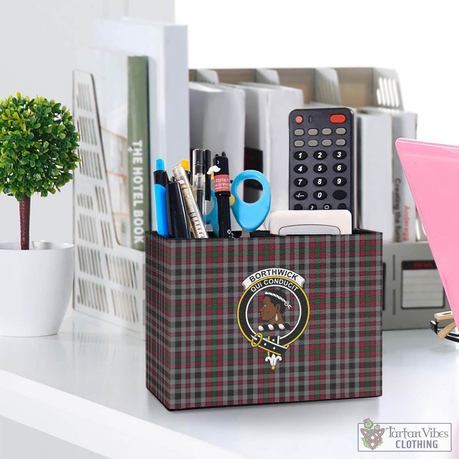 Borthwick Tartan Pen Holder with Family Crest One Size 5.9"(L)*2.7"(W)*4.3"(H) - Tartan Vibes Clothing