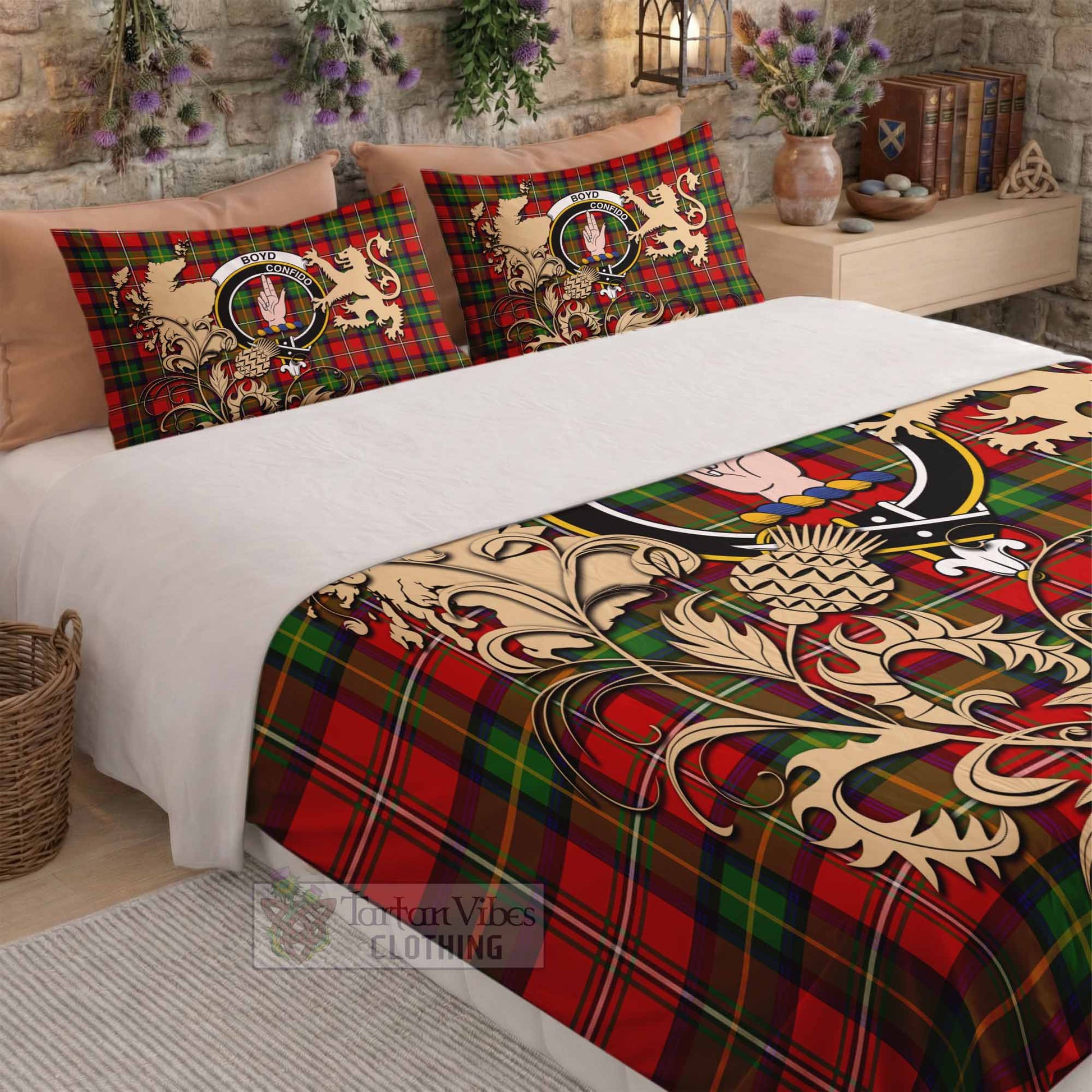 Boyd Tartan Crest Bedding Set with Scottish Iconic Symbols 