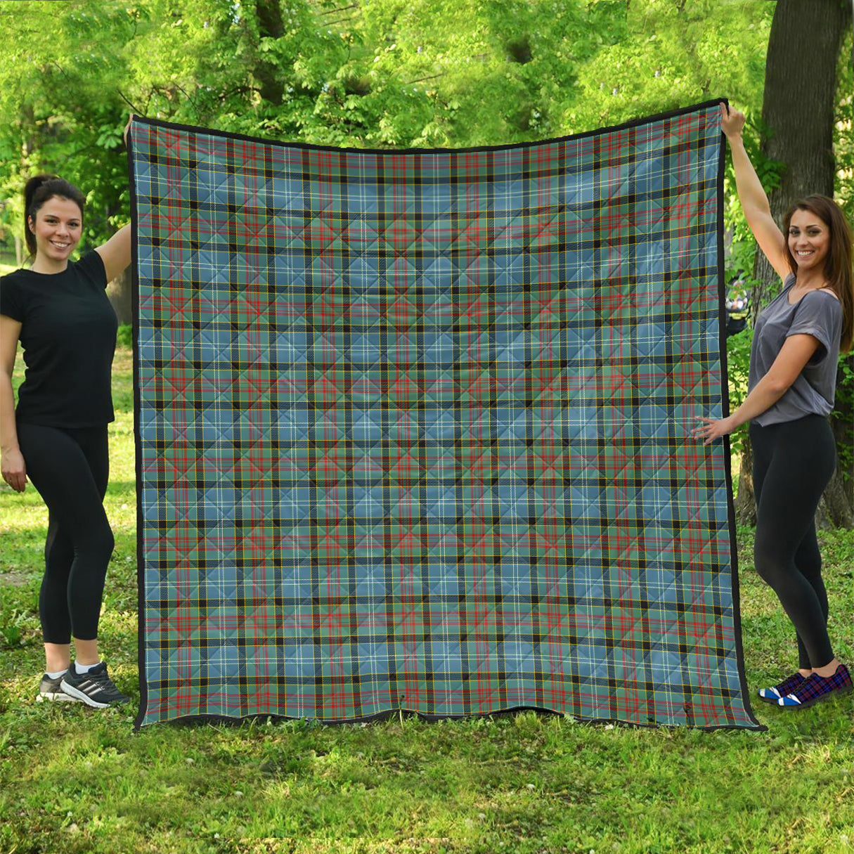 Brisbane modern Tartan Quilt - Tartanvibesclothing
