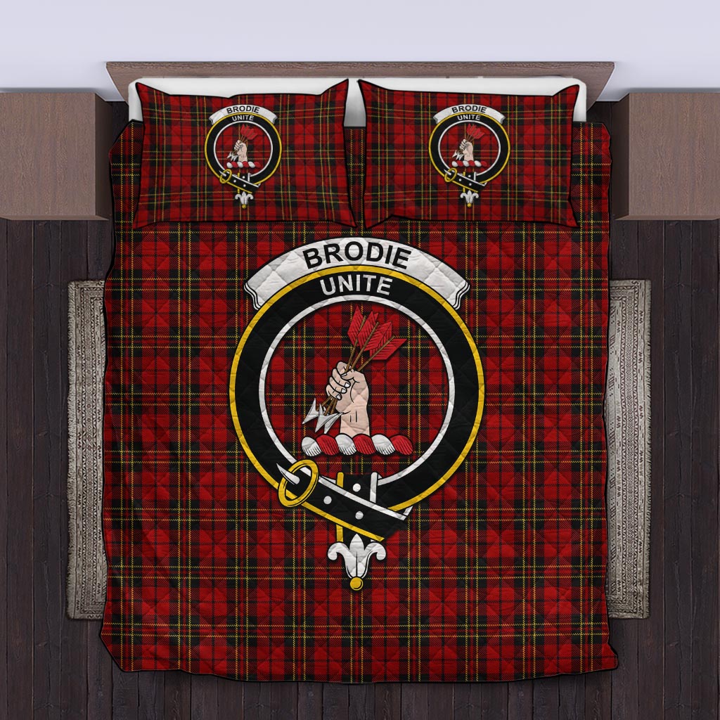 Brodie Tartan Quilt Bed Set with Family Crest King - Tartan Vibes Clothing