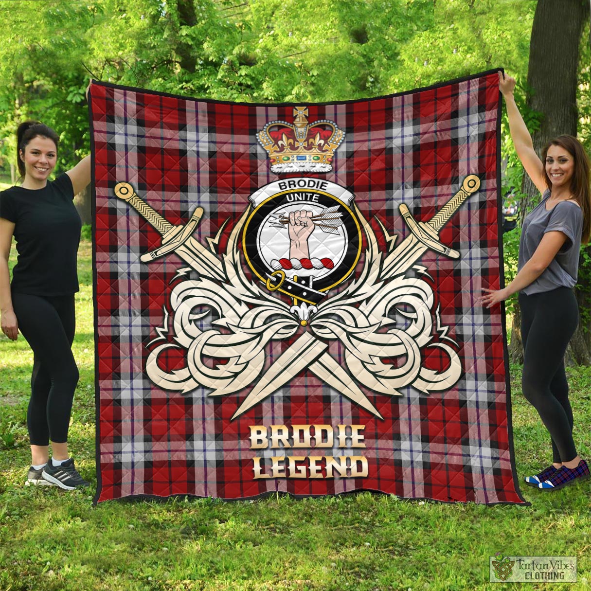 Tartan Vibes Clothing Brodie Dress Tartan Quilt with Clan Crest and the Golden Sword of Courageous Legacy