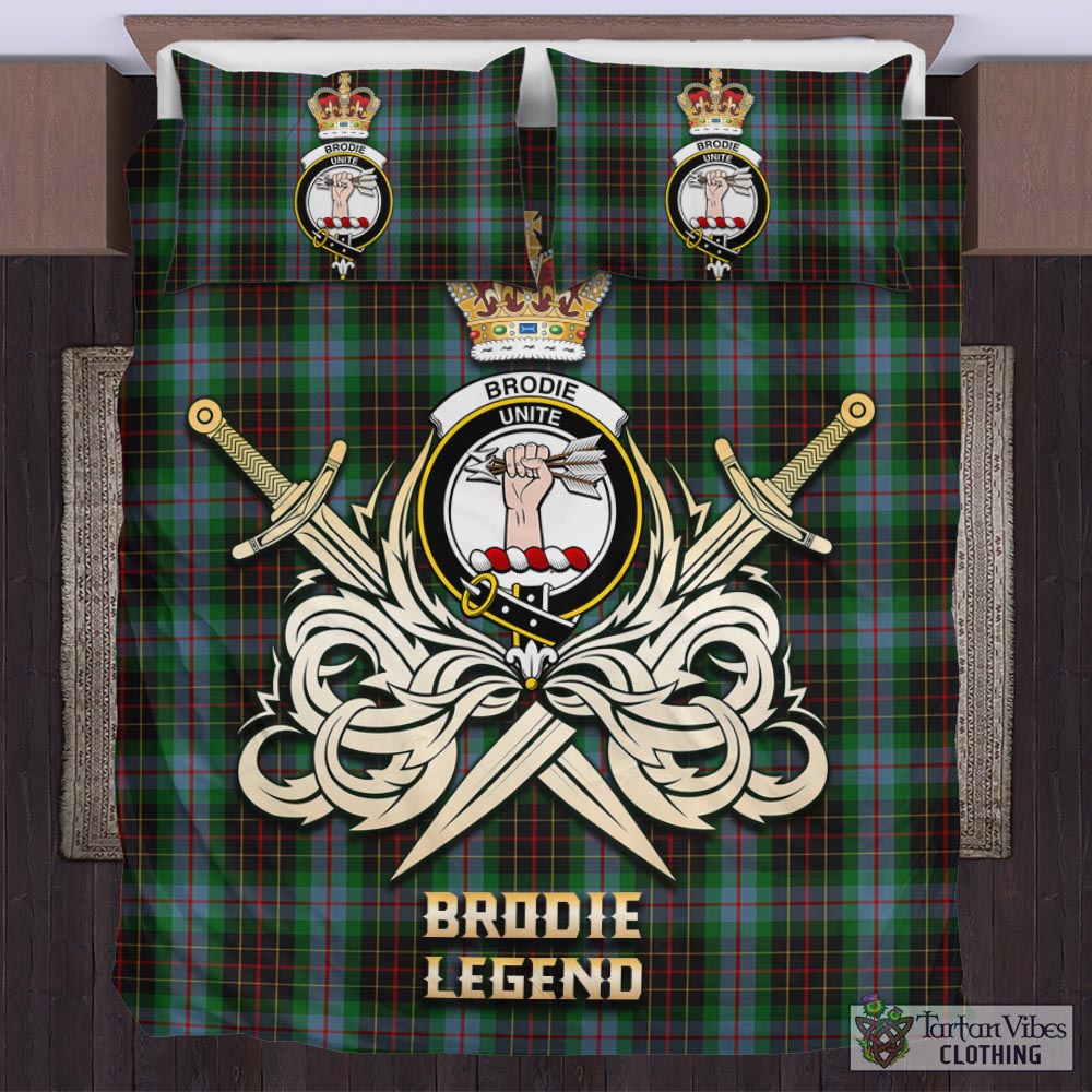 Tartan Vibes Clothing Brodie Hunting Tartan Bedding Set with Clan Crest and the Golden Sword of Courageous Legacy