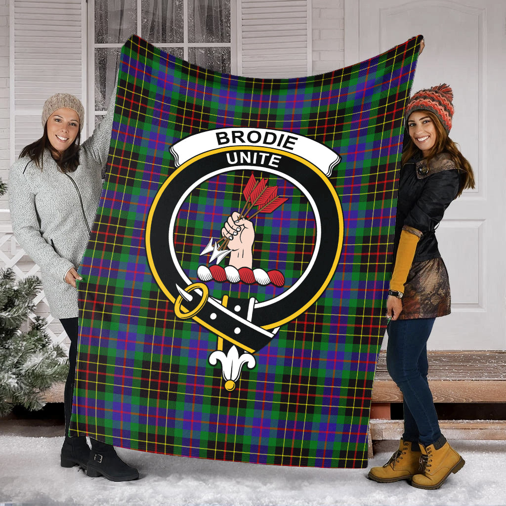 Brodie Hunting Modern Tartan Blanket with Family Crest - Tartanvibesclothing