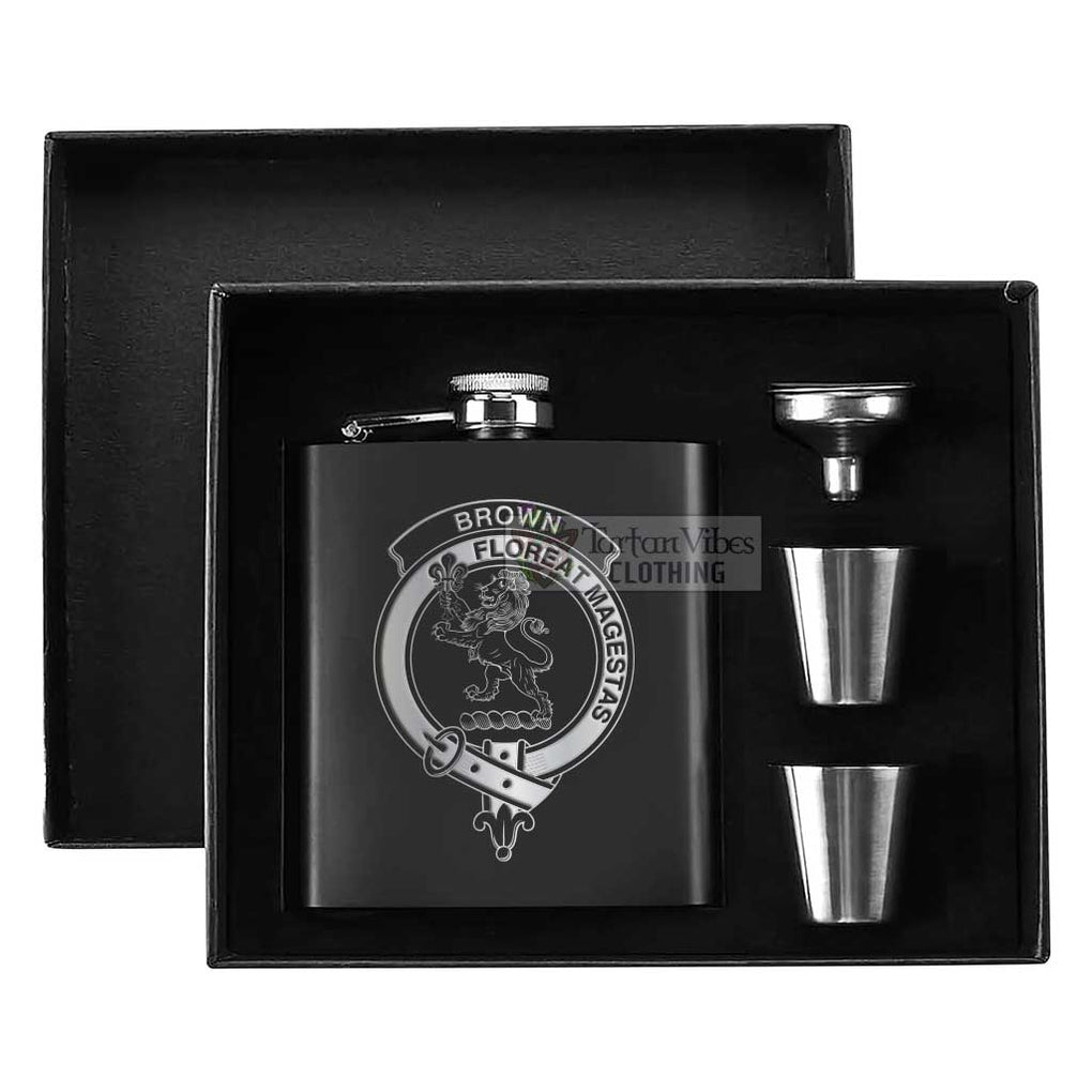 Tartan Vibes Clothing Brown (Broun) Crest Hip Flask Set 7oz Black Stainless Steel with A Gift Box