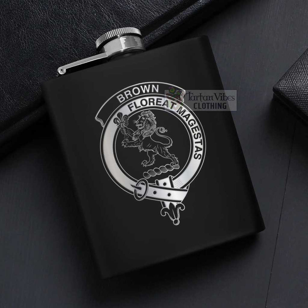 Tartan Vibes Clothing Brown (Broun) Crest Hip Flask Set 7oz Black Stainless Steel with A Gift Box