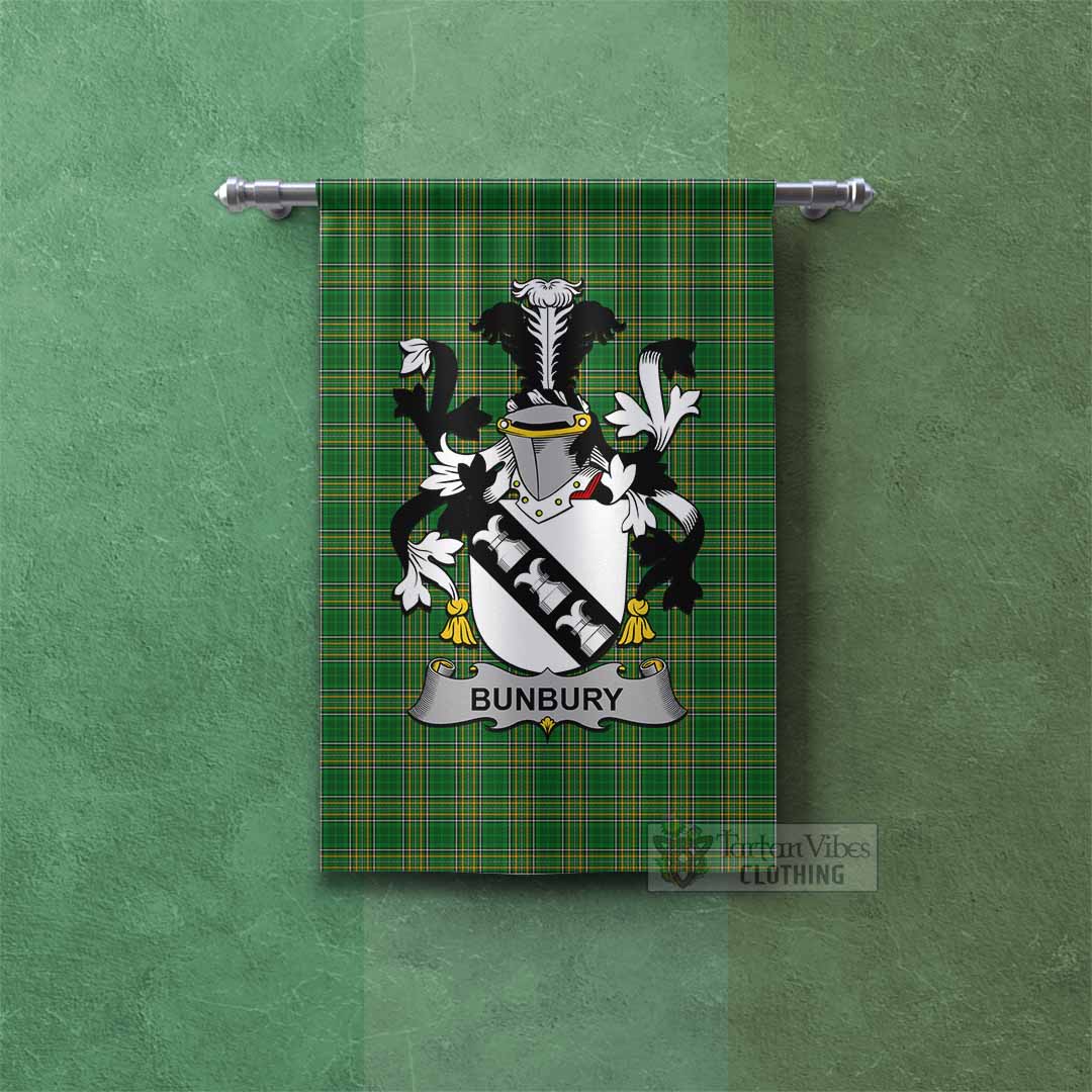 Tartan Vibes Clothing Bunbury Irish Clan Tartan Gonfalon, Tartan Banner with Coat of Arms