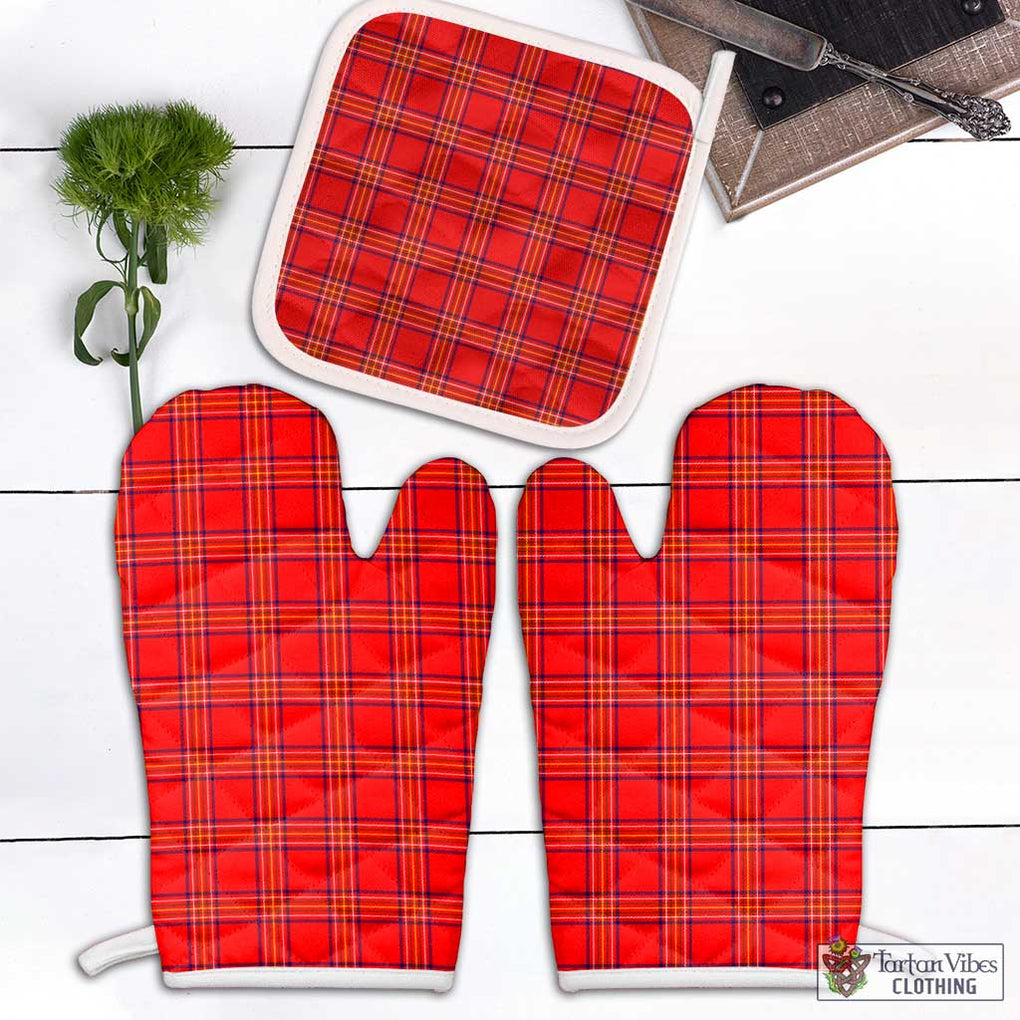 Burnett Modern Tartan Combo Oven Mitt & Pot-Holder Combo 1 Oven Mitt & 1 Pot-Holder White - Tartan Vibes Clothing