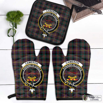Cameron Highlanders of Ottawa Tartan Combo Oven Mitt & Pot-Holder with Family Crest Combo 1 Oven Mitt & 1 Pot-Holder Black - Tartan Vibes Clothing