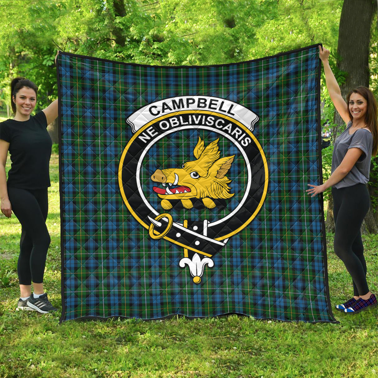 campbell-of-argyll-02-tartan-quilt-with-family-crest