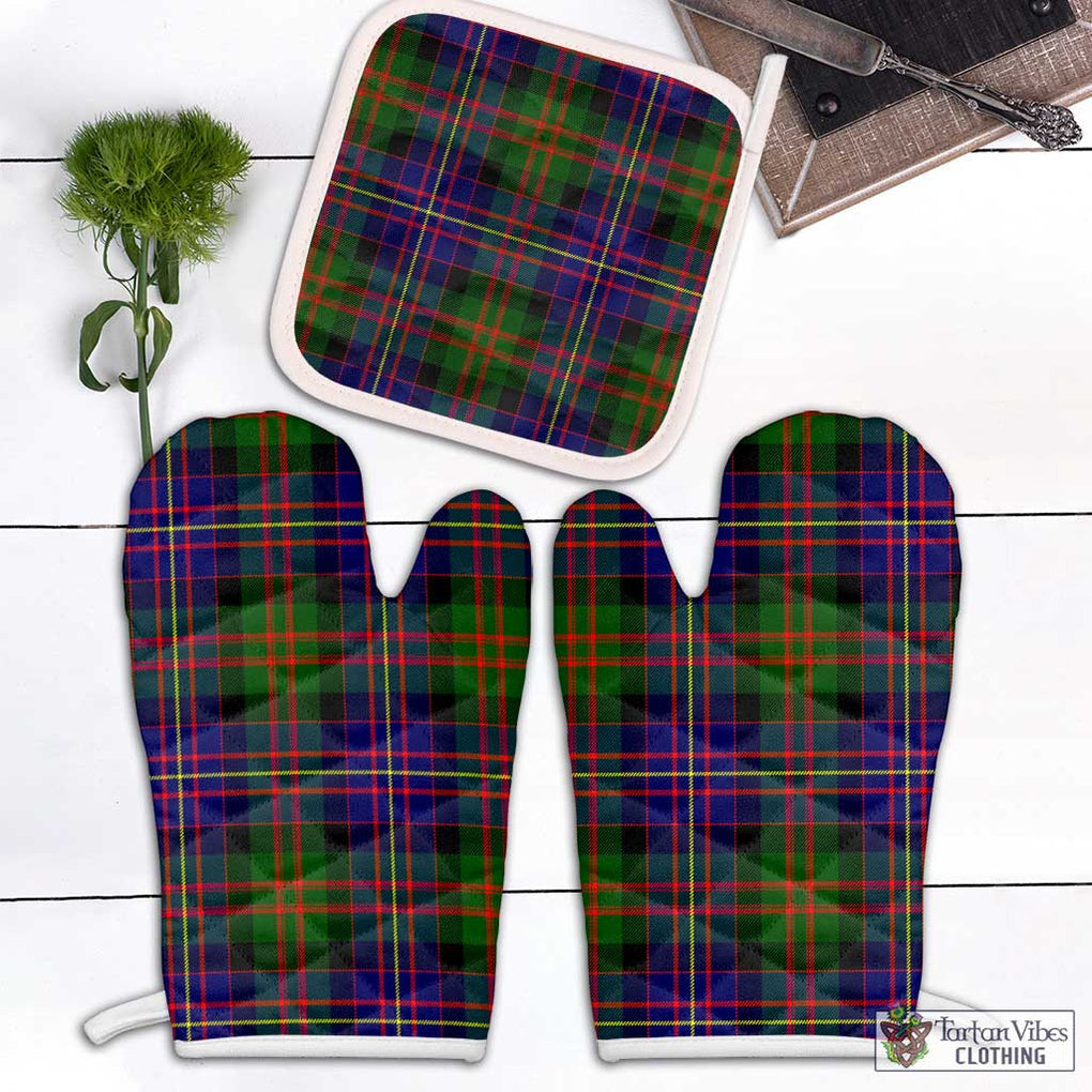 Chalmers Tartan Combo Oven Mitt & Pot-Holder Combo 2 Oven Mitt & 1 Pot-Holder Black - Tartan Vibes Clothing