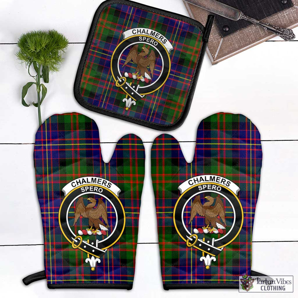 Chalmers of Balnacraig Tartan Combo Oven Mitt & Pot-Holder with Family Crest Black - Tartan Vibes Clothing