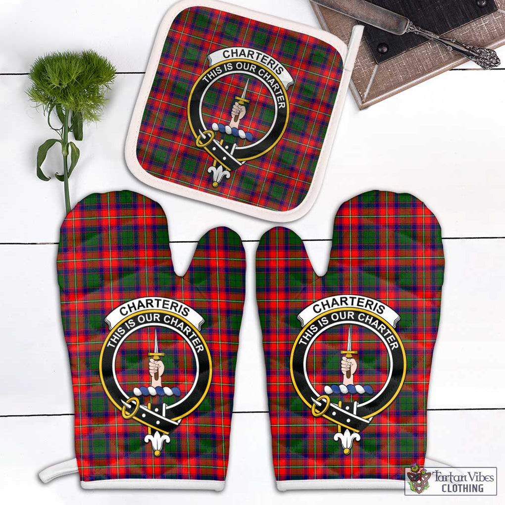 Charteris Tartan Combo Oven Mitt & Pot-Holder with Family Crest Combo 1 Oven Mitt & 1 Pot-Holder White - Tartan Vibes Clothing