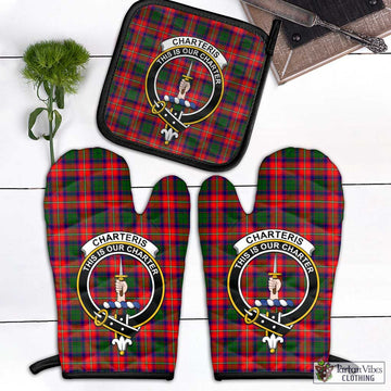 Charteris Tartan Combo Oven Mitt & Pot-Holder with Family Crest Combo 1 Oven Mitt & 1 Pot-Holder Black - Tartan Vibes Clothing