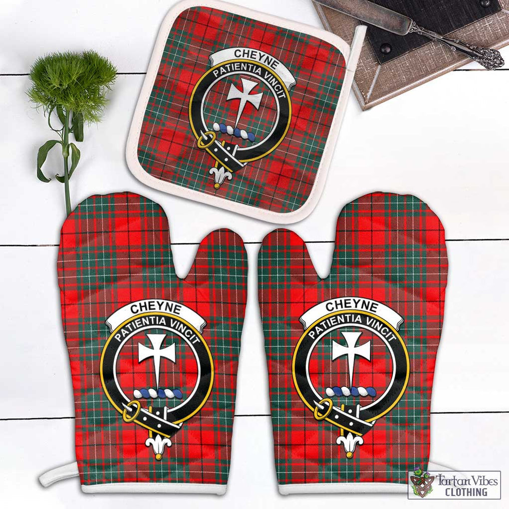 Cheyne Tartan Combo Oven Mitt & Pot-Holder with Family Crest Combo 2 Oven Mitt & 1 Pot-Holder Black - Tartan Vibes Clothing