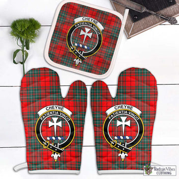 Cheyne Tartan Combo Oven Mitt & Pot-Holder with Family Crest Combo 2 Oven Mitt & 1 Pot-Holder Black - Tartan Vibes Clothing