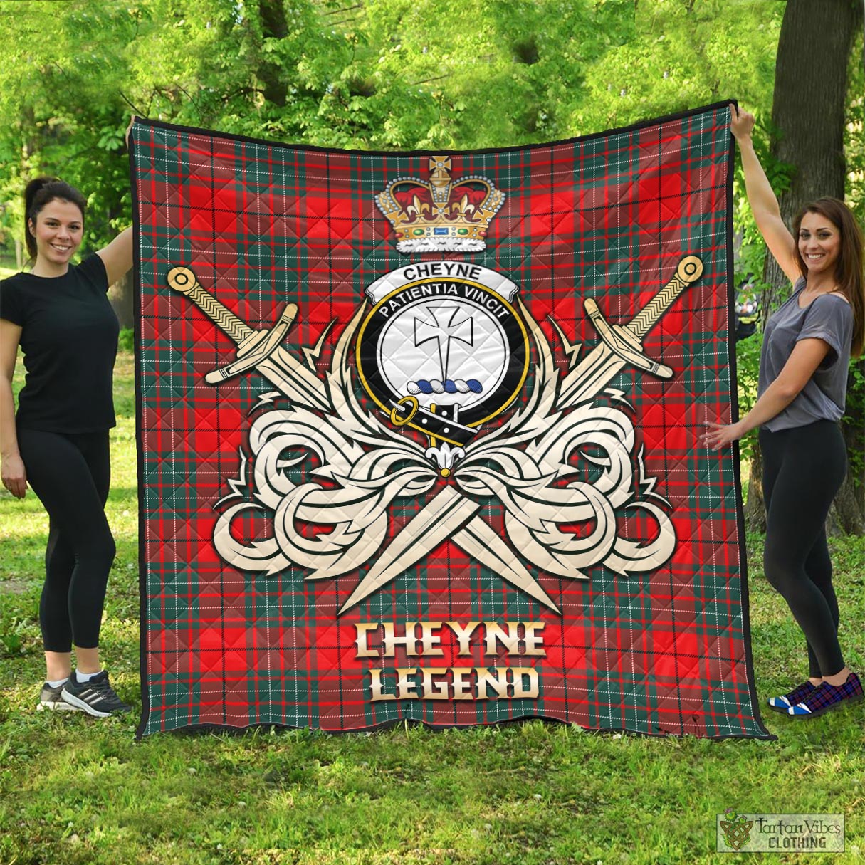 Tartan Vibes Clothing Cheyne Tartan Quilt with Clan Crest and the Golden Sword of Courageous Legacy