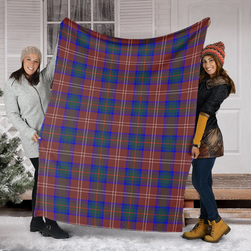 chisholm-hunting-modern-tartan-blanket