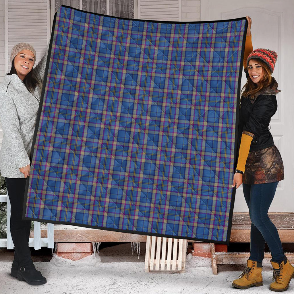 cian-tartan-quilt