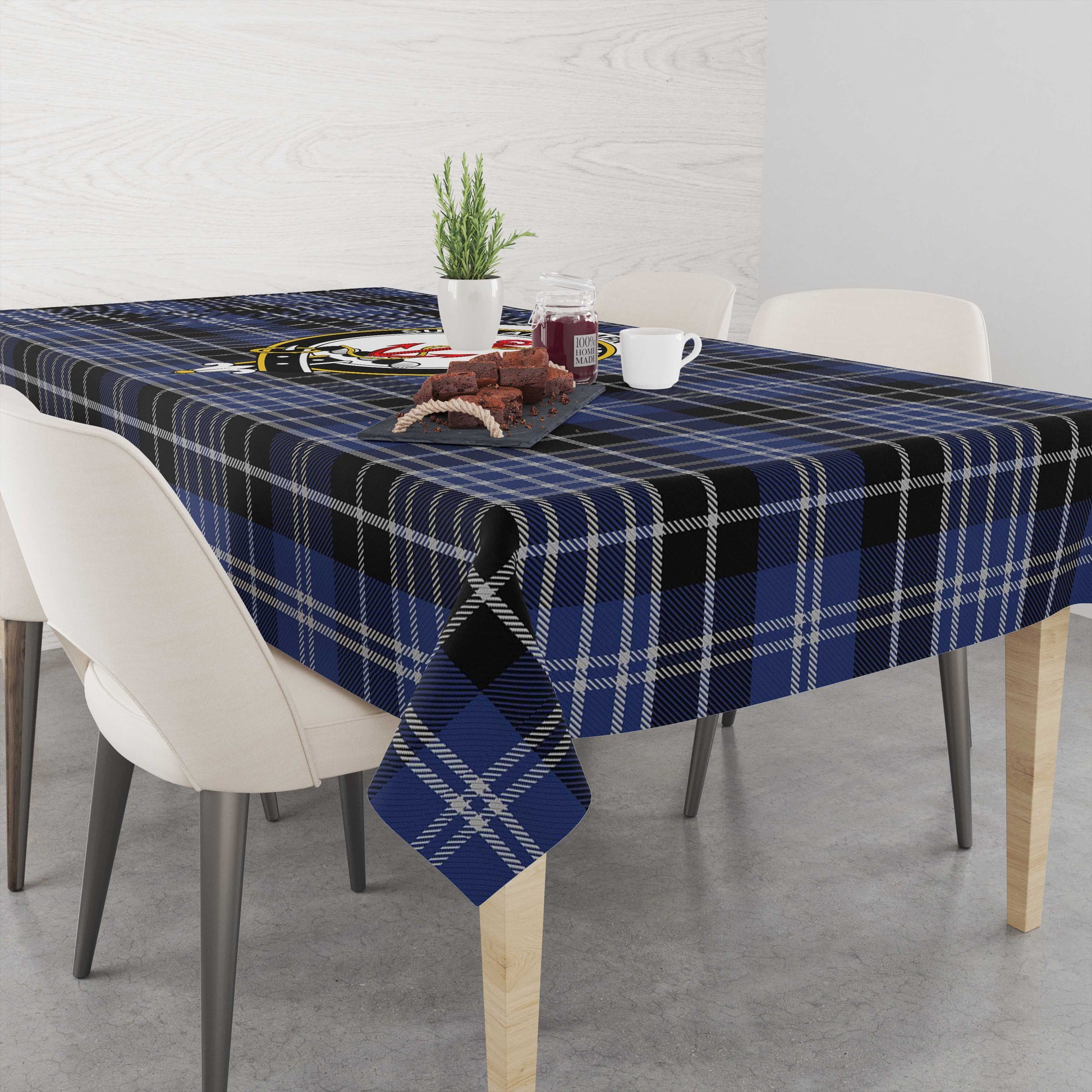 clark-tatan-tablecloth-with-family-crest