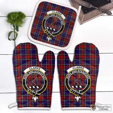 Clarke Red Tartan Combo Oven Mitt & Pot-Holder with Family Crest Combo 2 Oven Mitt & 1 Pot-Holder Black - Tartan Vibes Clothing