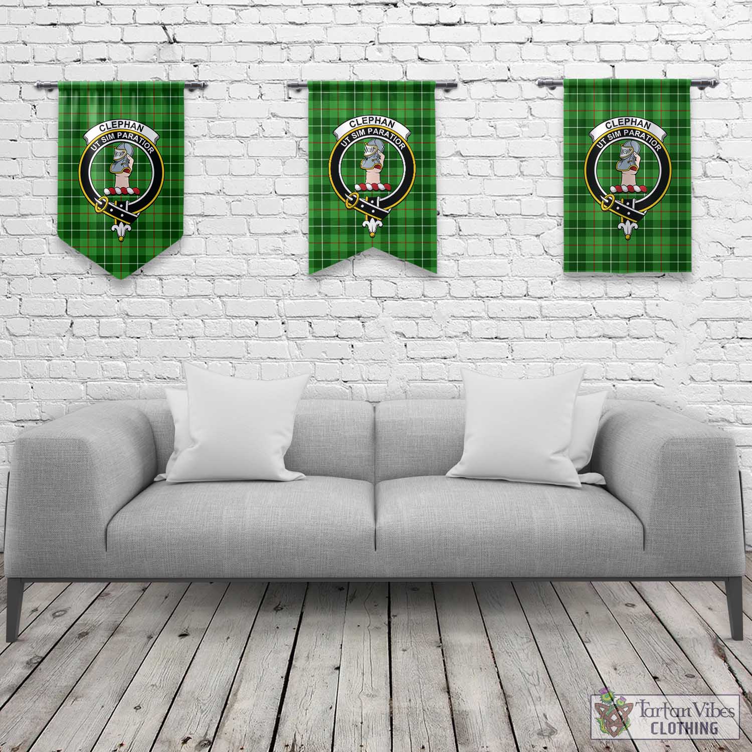 Clephane (Clephan) Tartan Gonfalon, Tartan Banner with Family Crest Rectangle - Tartan Vibes Clothing