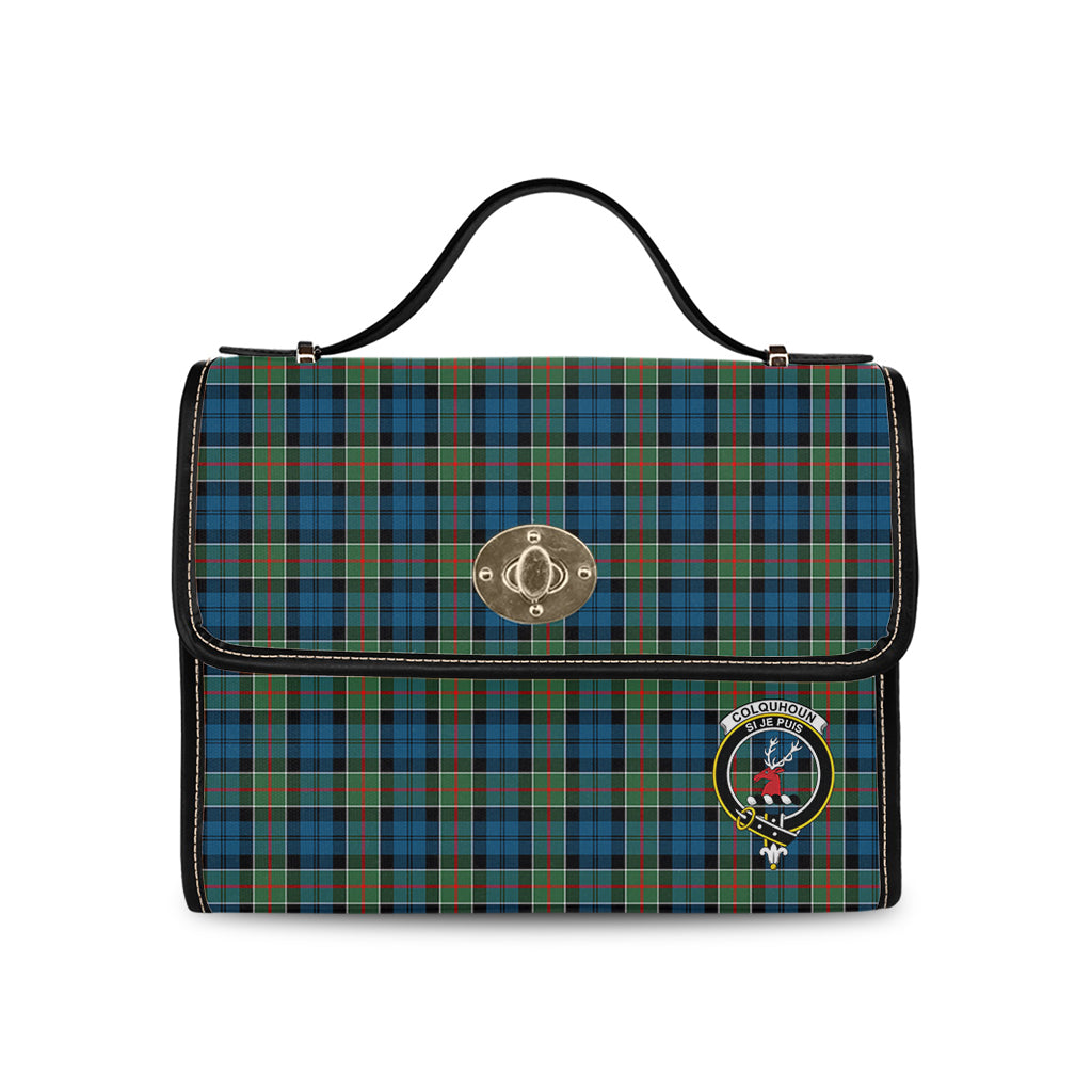 colquhoun-ancient-tartan-leather-strap-waterproof-canvas-bag-with-family-crest