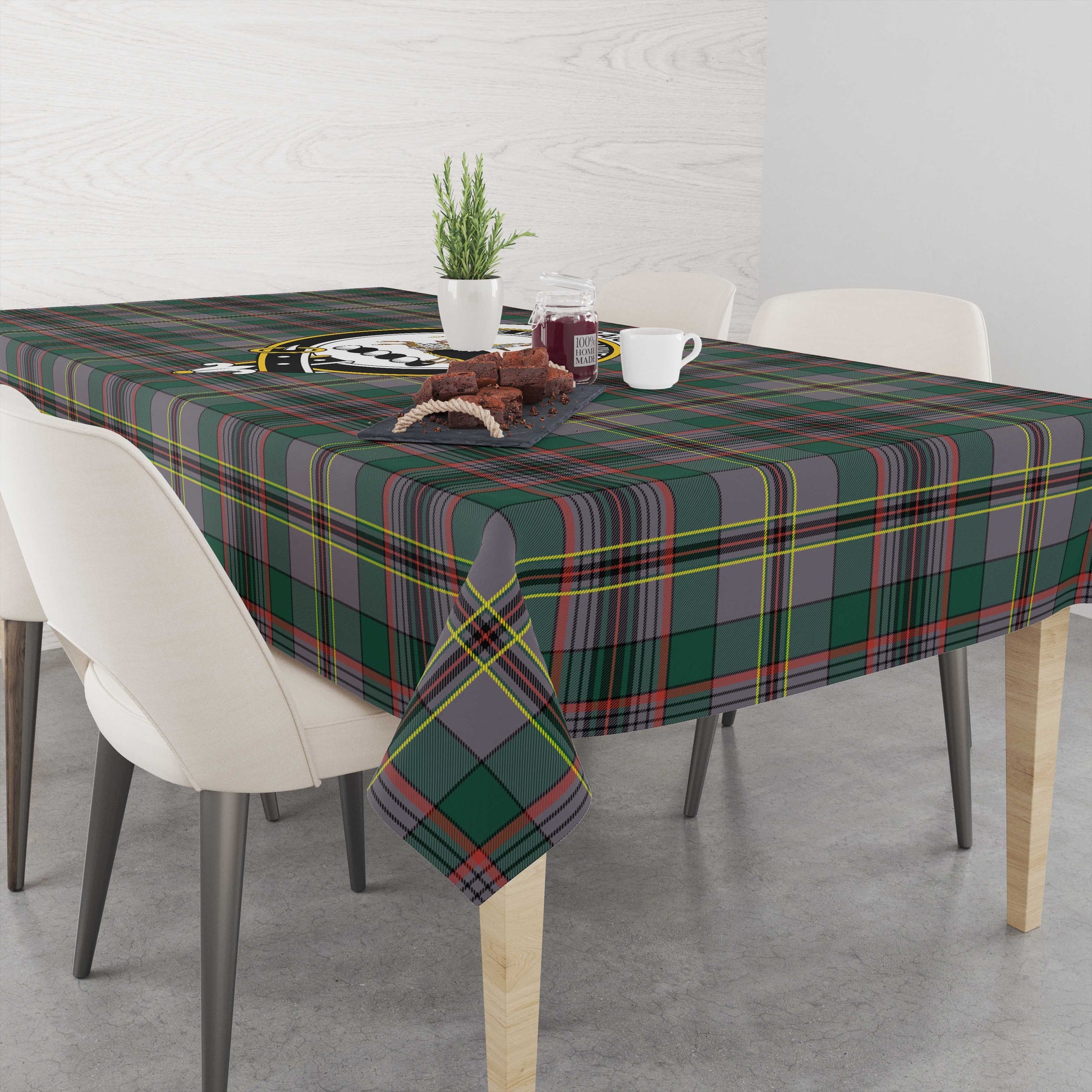 craig-ancient-tatan-tablecloth-with-family-crest