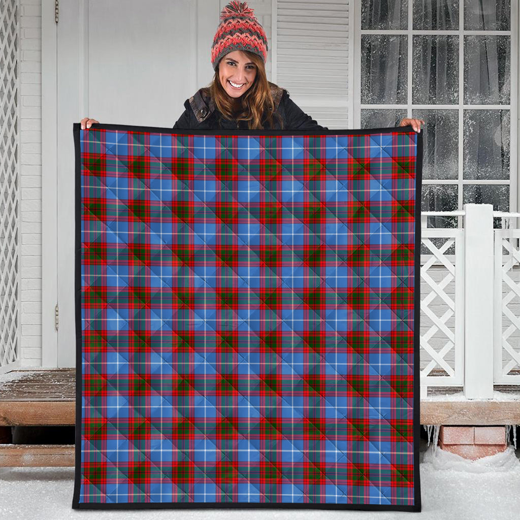 crichton-tartan-quilt