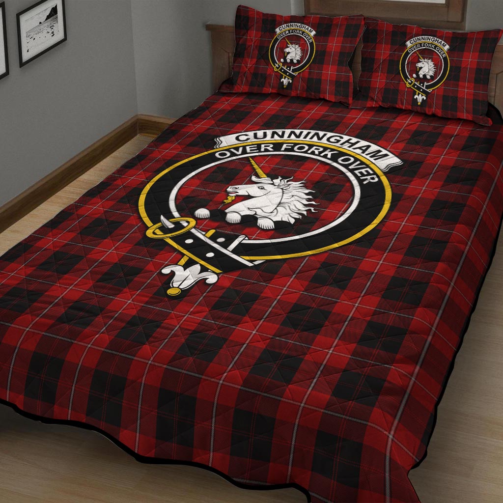 Cunningham Tartan Quilt Bed Set with Family Crest - Tartan Vibes Clothing
