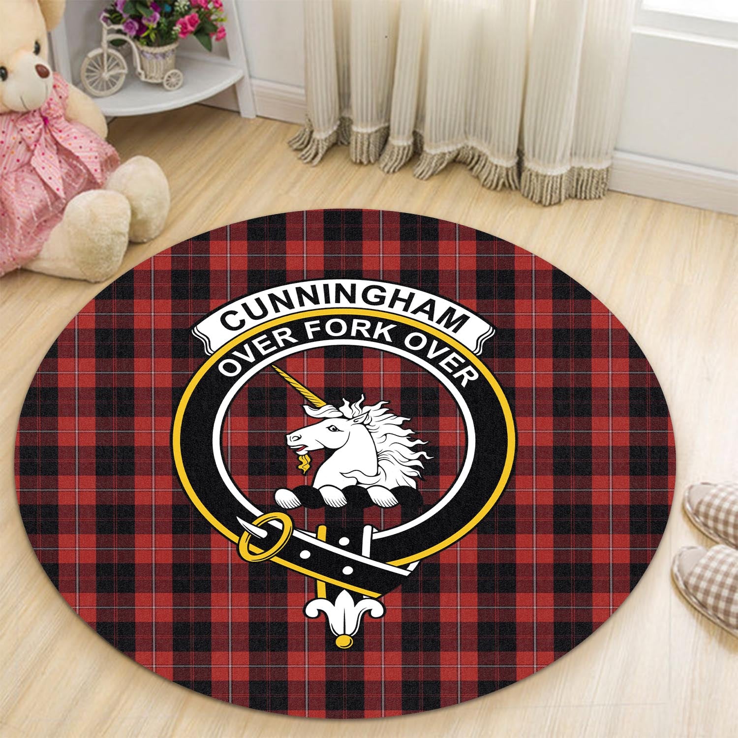 Cunningham Tartan Round Rug with Family Crest - Tartanvibesclothing