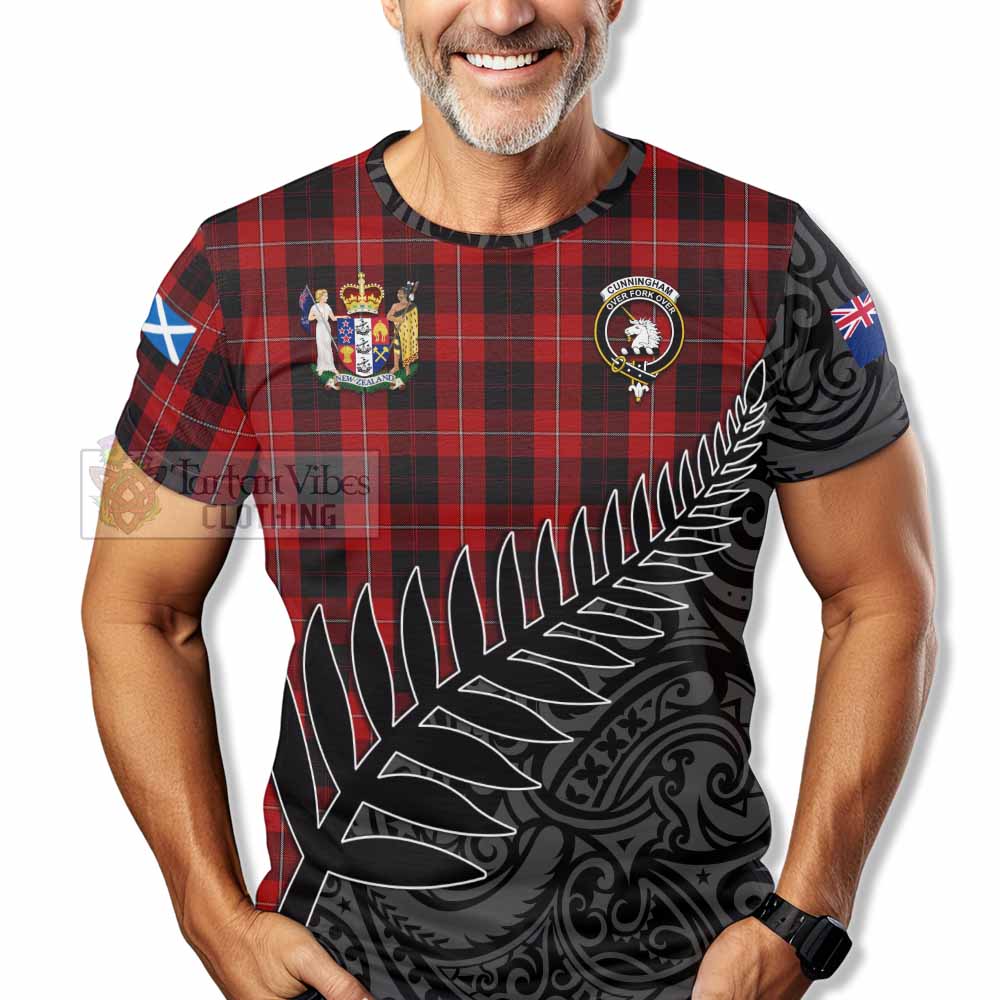 Cunningham Crest Tartan T-Shirt with New Zealand Silver Fern Half Style - Tartan Vibes Clothing