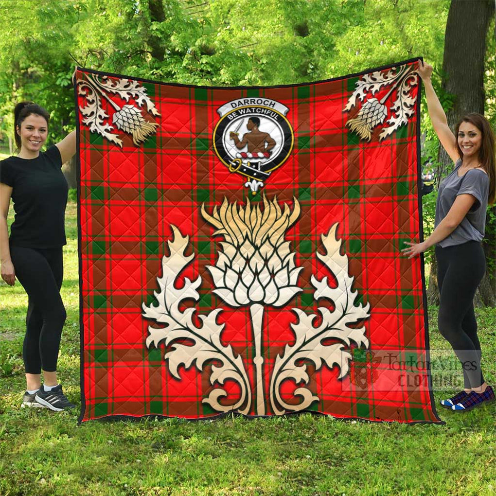 Tartan Vibes Clothing Darroch Tartan Quilt with Family Crest and Golden Thistle Style