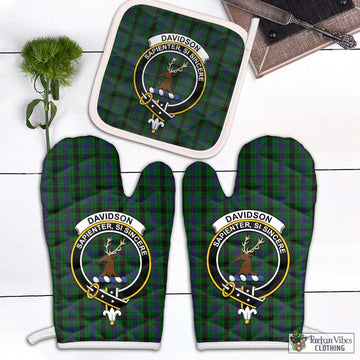 Davidson Tartan Combo Oven Mitt & Pot-Holder with Family Crest Combo 1 Oven Mitt & 1 Pot-Holder White - Tartan Vibes Clothing
