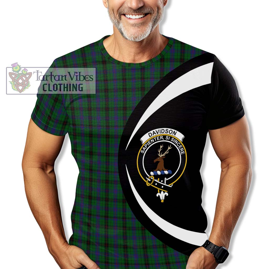 Tartan Vibes Clothing Davidson Tartan T-Shirt with Family Crest Circle Style
