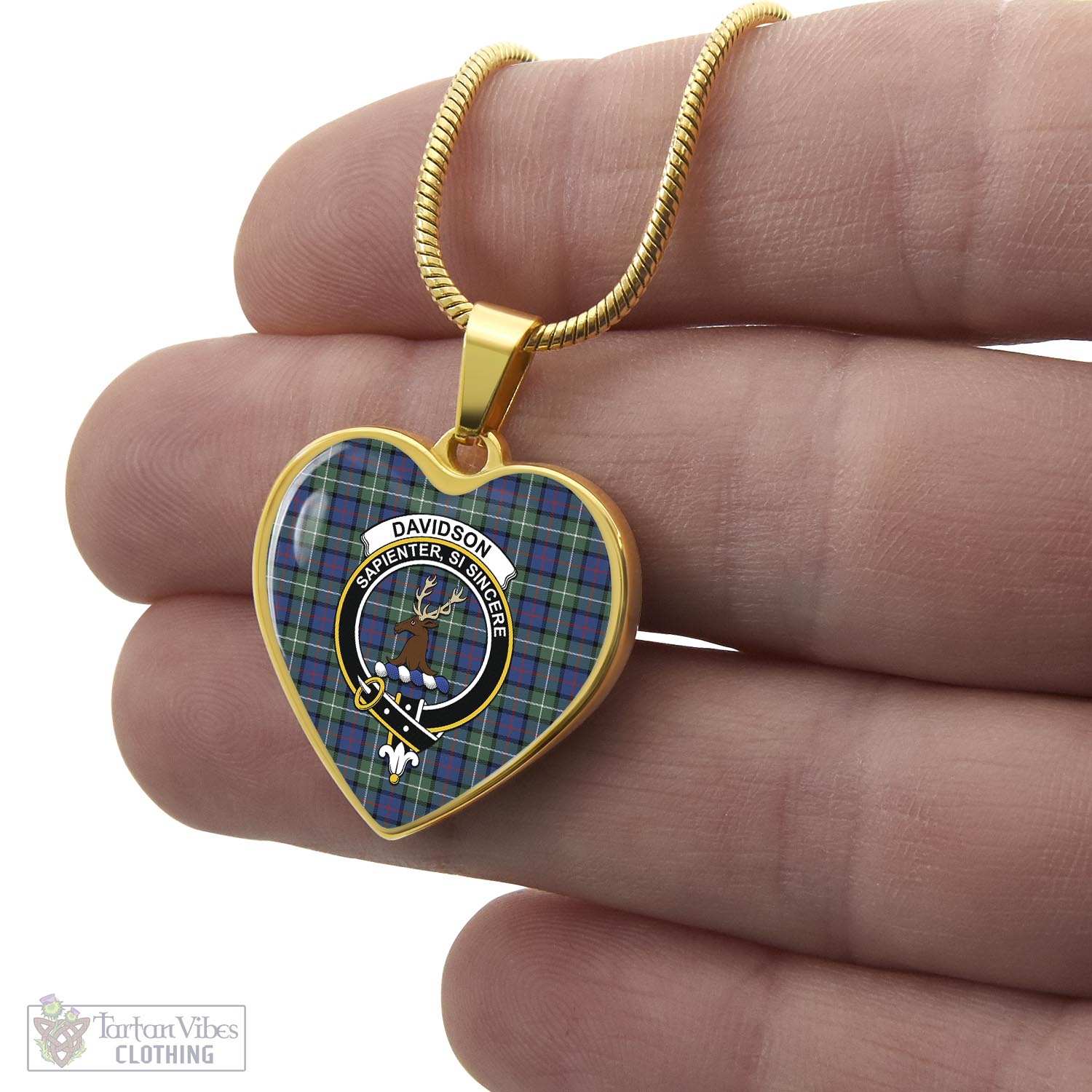 Tartan Vibes Clothing Davidson of Tulloch Tartan Heart Necklace with Family Crest